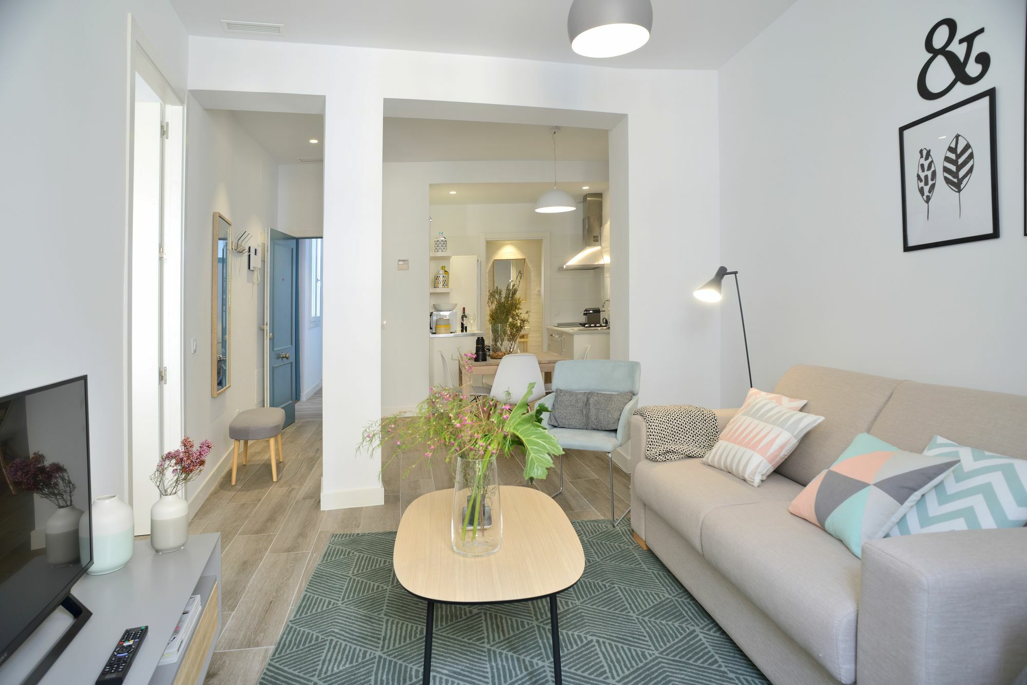Nqn Aparts & Suites مدريد المظهر الخارجي الصورة
