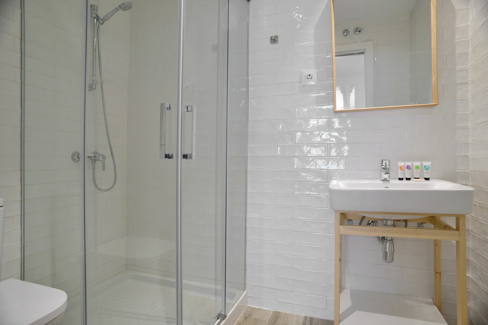 Nqn Aparts & Suites مدريد المظهر الخارجي الصورة